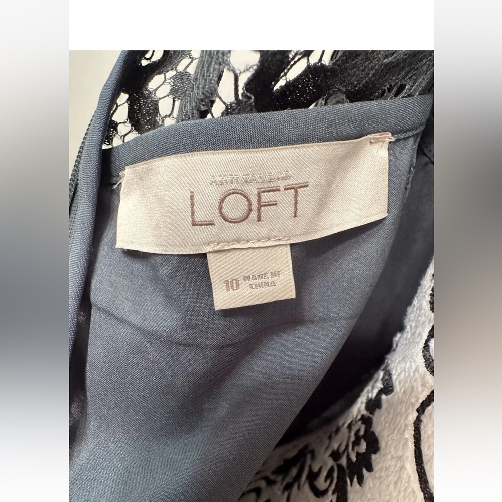 Ann Taylor LOFT Women's Green Laces Overlay Dress Size 10. - Picture 9 of 10